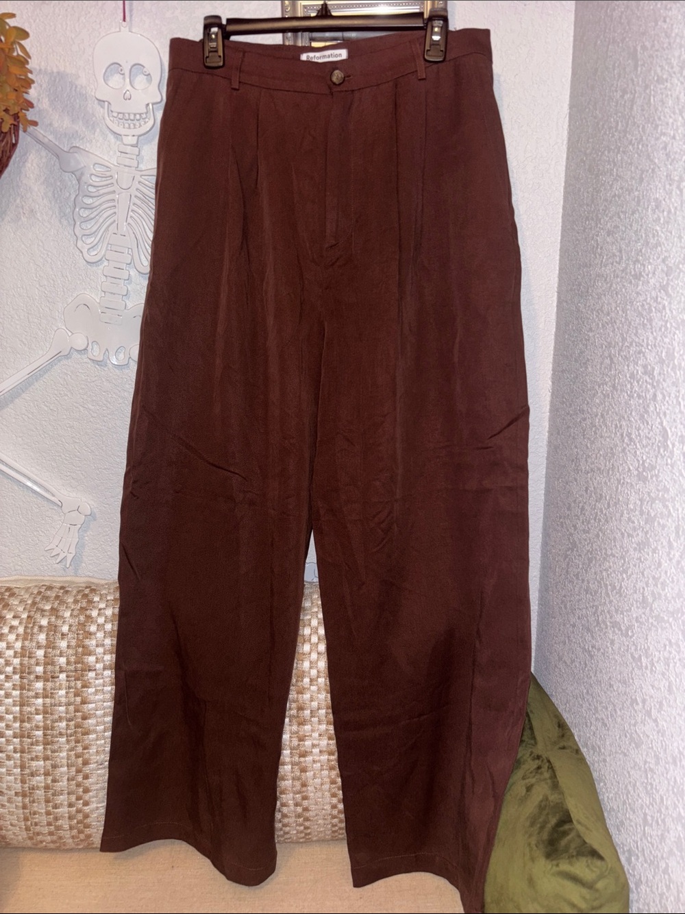 Reformation Womens Wide Leg Pants in Dark Brown